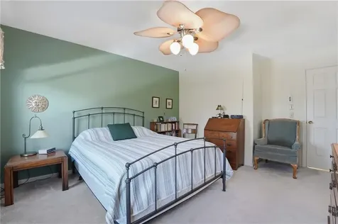 1 Willow Glen Circle Warwick RI 02889