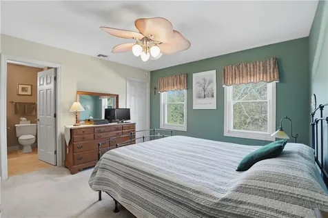 1 Willow Glen Circle Warwick RI 02889