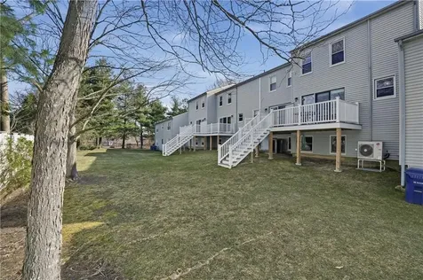 1 Willow Glen Circle Warwick RI 02889