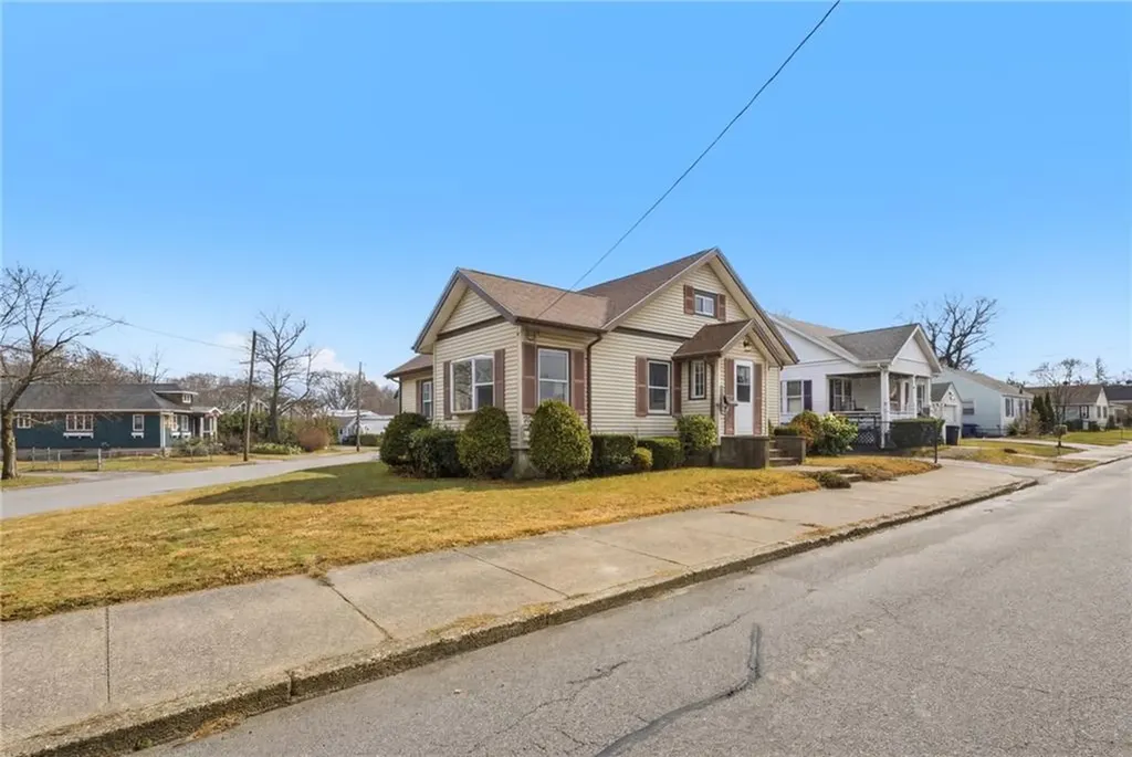 67 Fred Street Pawtucket RI 02860