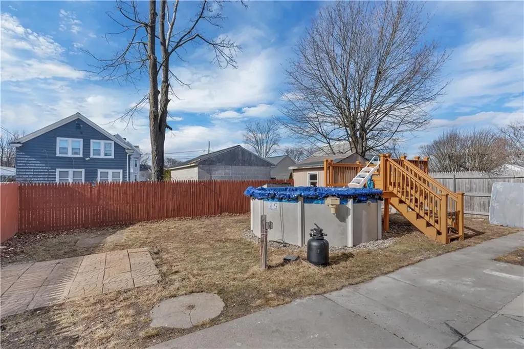 26 28 Clinton Street Johnston RI 02919