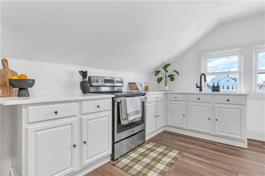 26 28 Clinton Street Johnston RI 02919