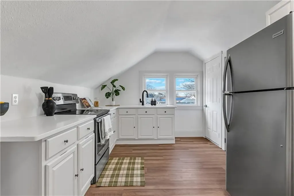 26 28 Clinton Street Johnston RI 02919