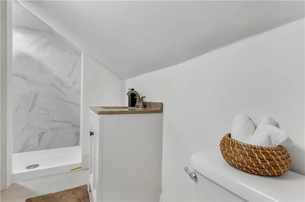 26 28 Clinton Street Johnston RI 02919