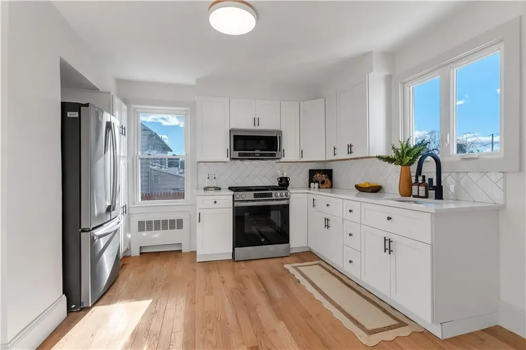 26 28 Clinton Street Johnston RI 02919