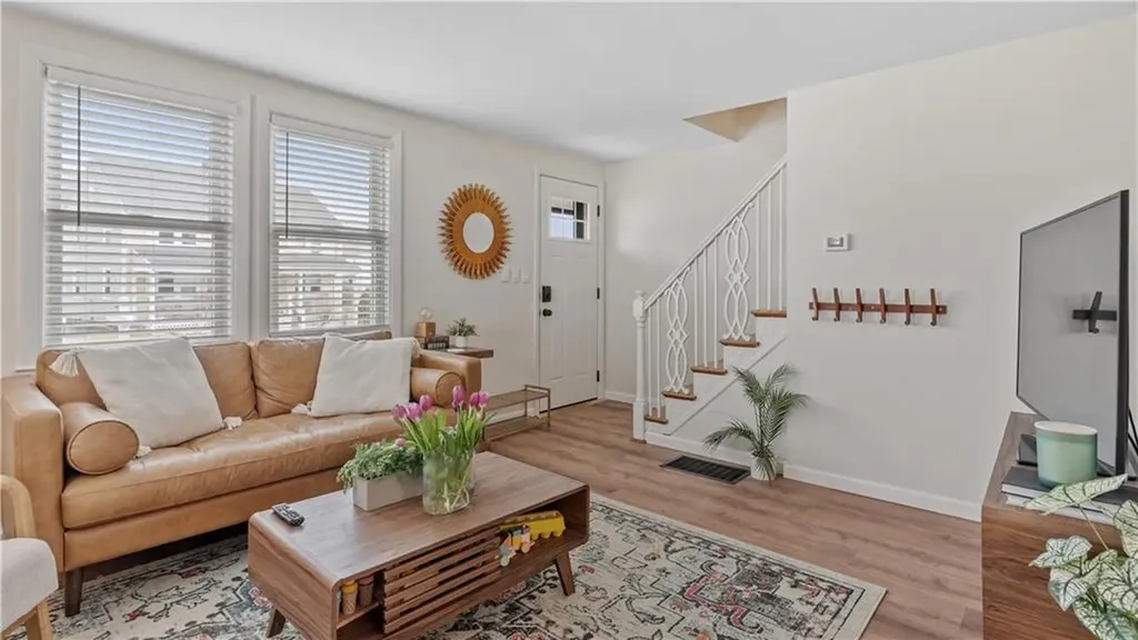 5 7 Shangri La Lane Middletown RI 02842