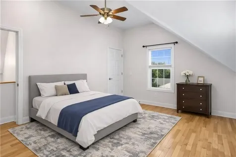106 Cedar Avenue Portsmouth RI 02871