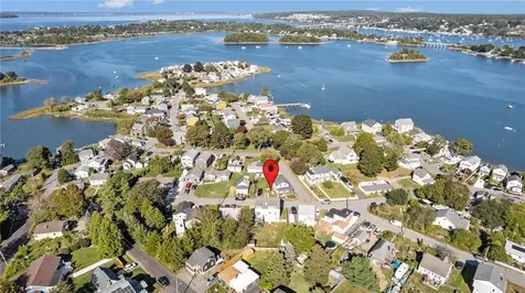 106 Cedar Avenue Portsmouth RI 02871