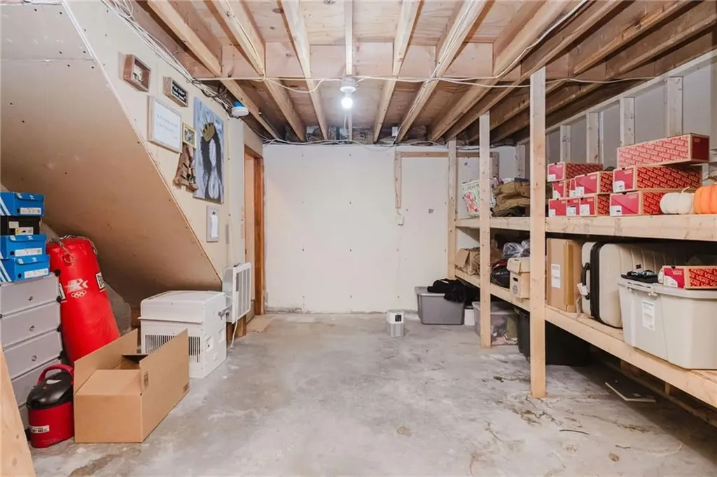 235 Lippitt Avenue Cranston RI 02921