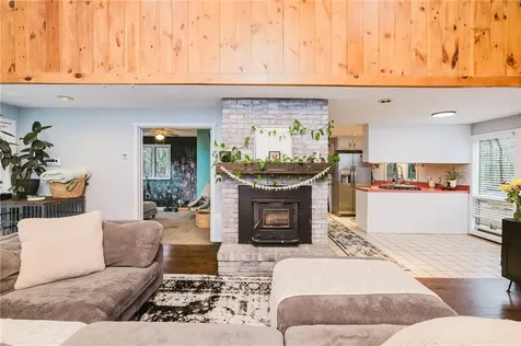 235 Lippitt Avenue Cranston RI 02921