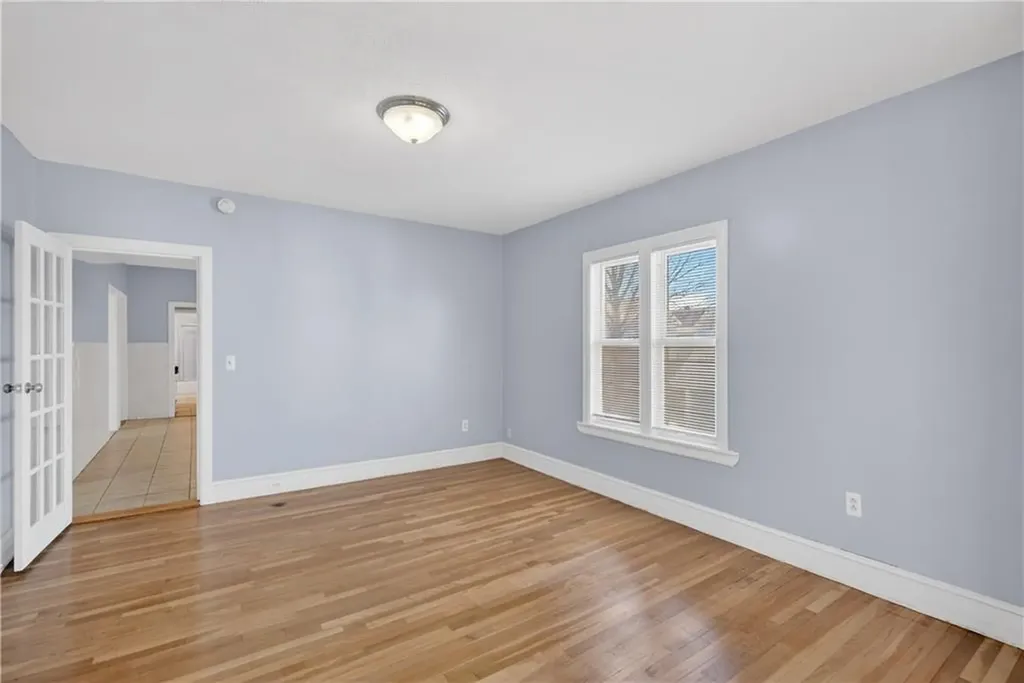 108 110 Sumner Avenue Central Falls RI 02863
