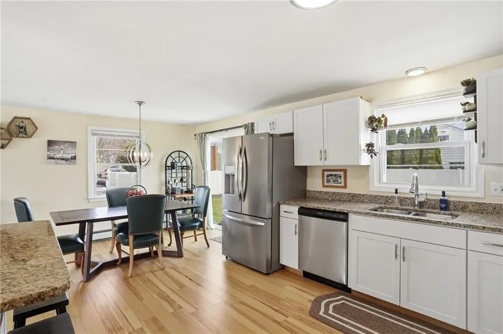 1270 Hope Street Bristol RI 02809
