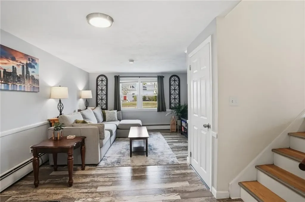 1270 Hope Street Bristol RI 02809