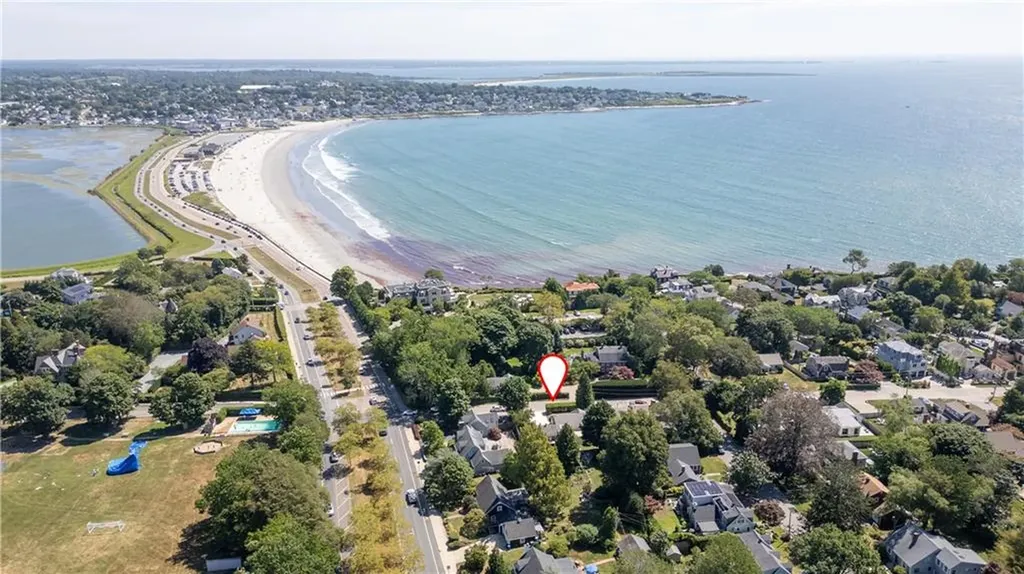 2 Cliff Avenue Newport RI 02840