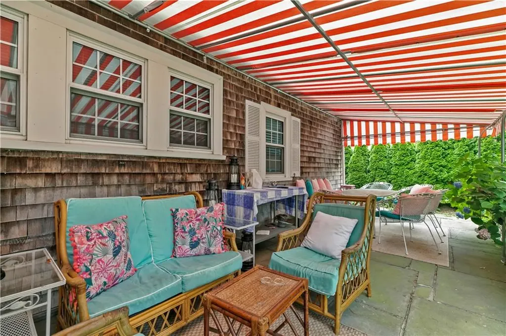 2 Cliff Avenue Newport RI 02840