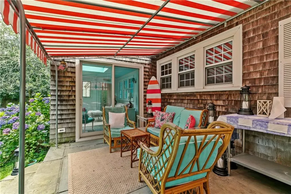 2 Cliff Avenue Newport RI 02840
