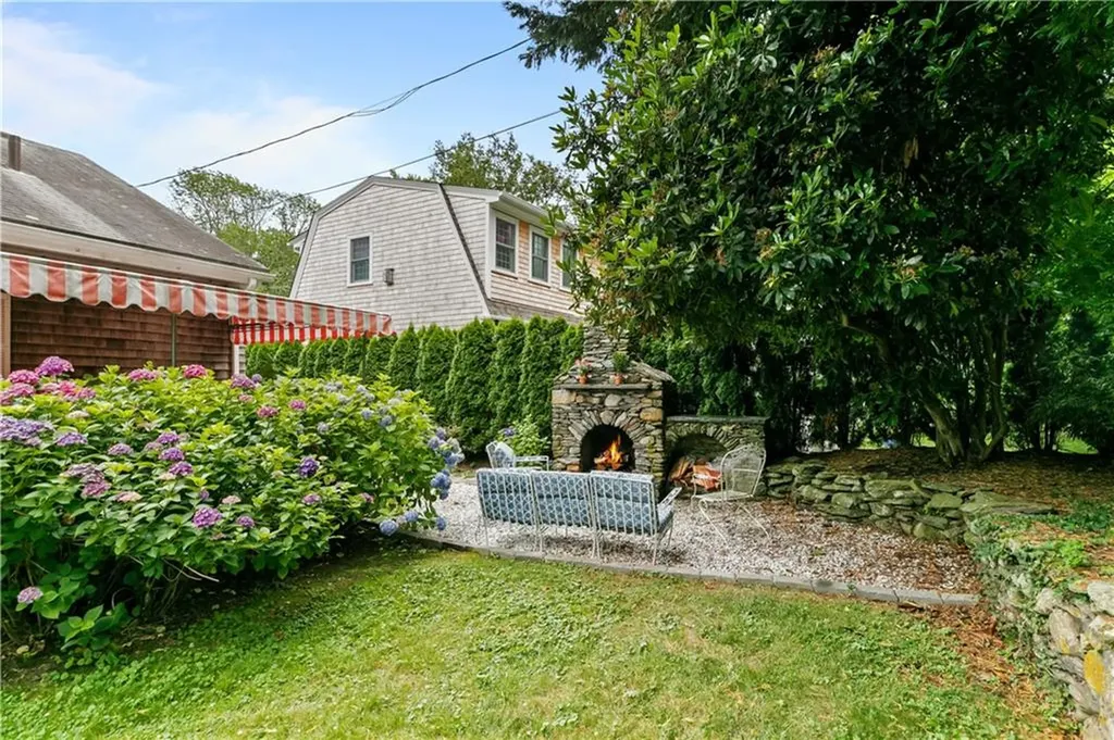2 Cliff Avenue Newport RI 02840