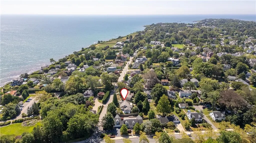 2 Cliff Avenue Newport RI 02840