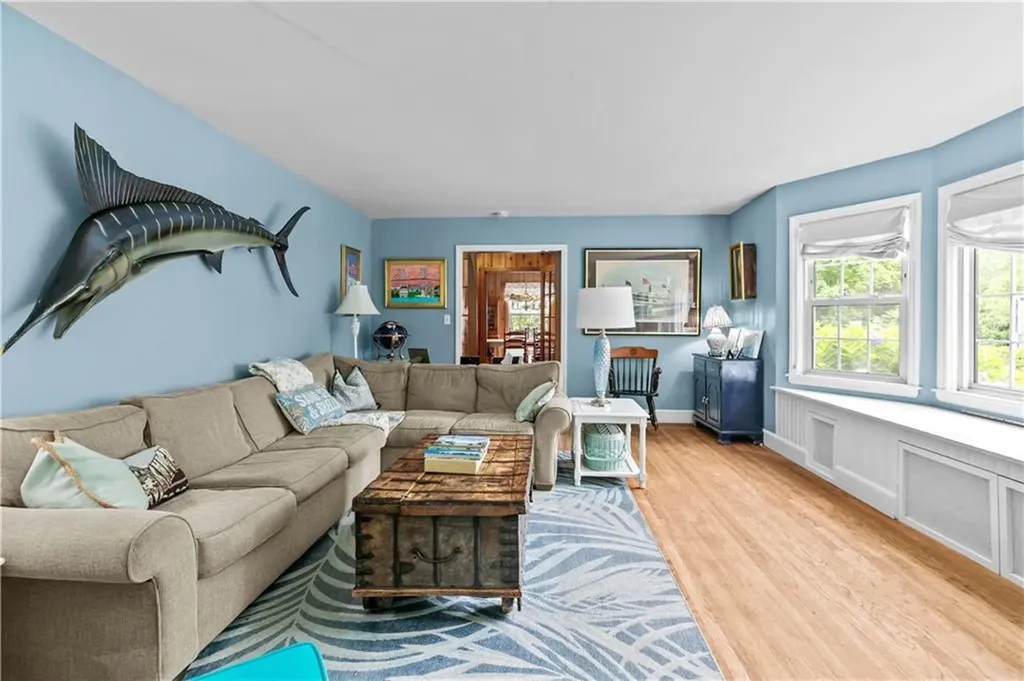 2 Cliff Avenue Newport RI 02840