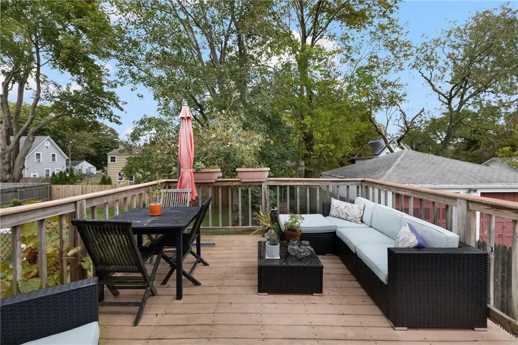 25 Webb Avenue Warwick RI 02889