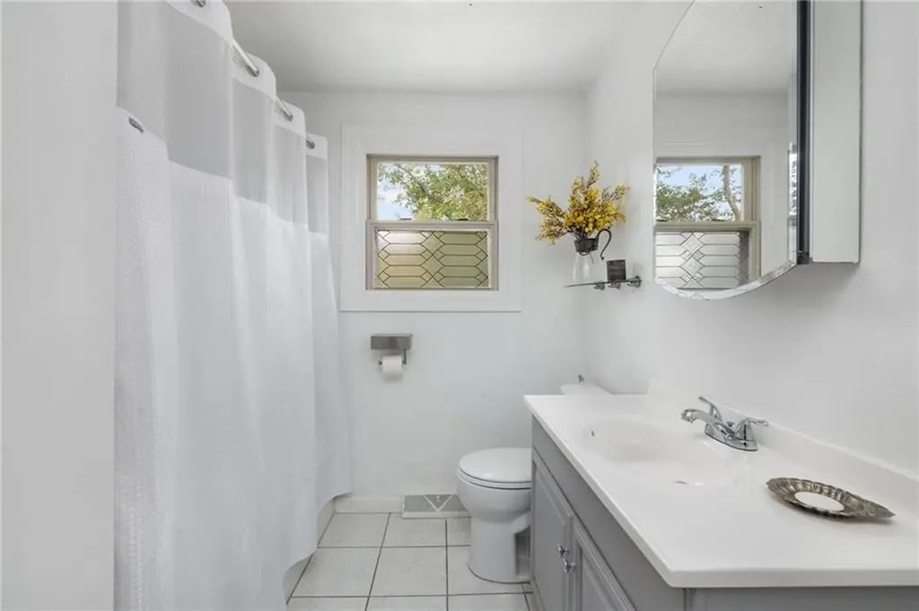 25 Webb Avenue Warwick RI 02889