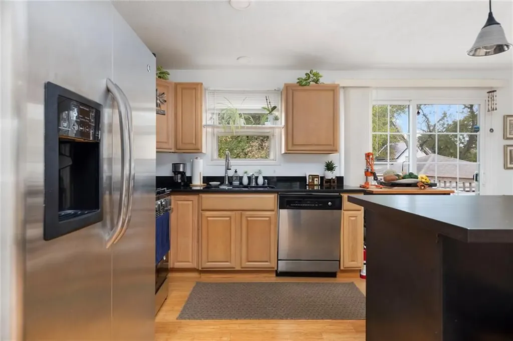 25 Webb Avenue Warwick RI 02889
