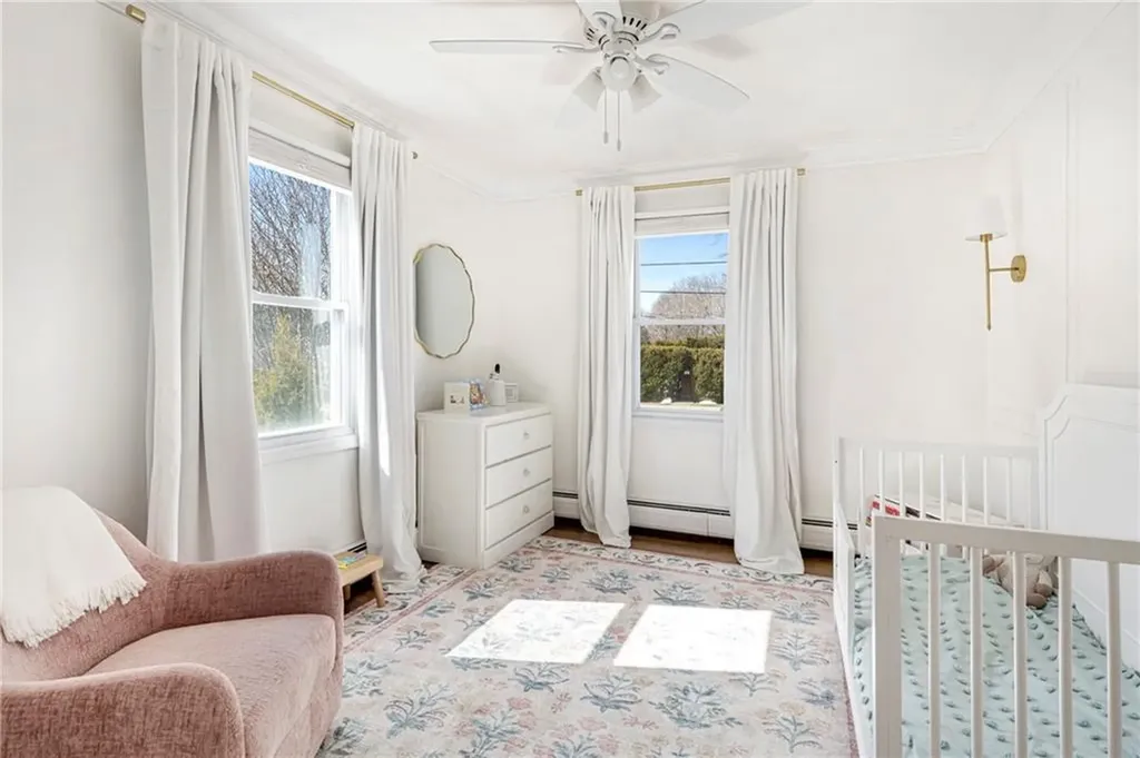 6 Jenkins Street Bristol RI 02809