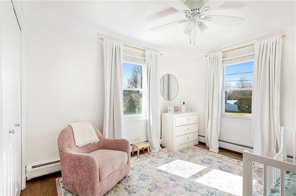 6 Jenkins Street Bristol RI 02809