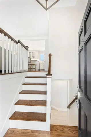 6 Jenkins Street Bristol RI 02809