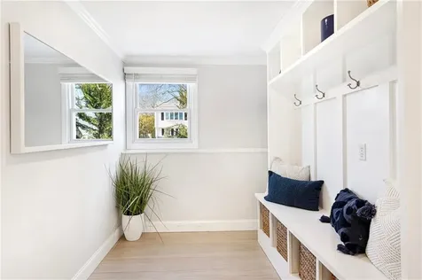 6 Jenkins Street Bristol RI 02809