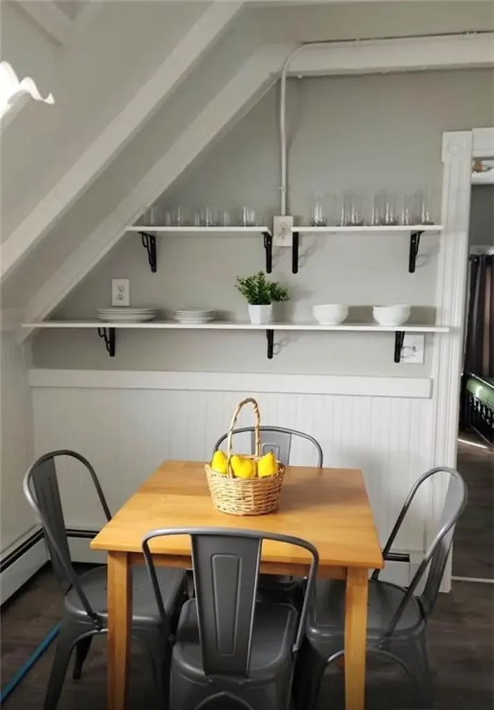 72 Rugby Street Providence RI 02905