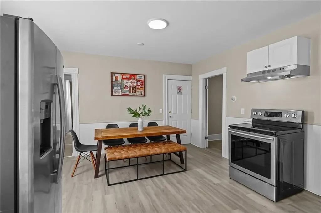72 Rugby Street Providence RI 02905