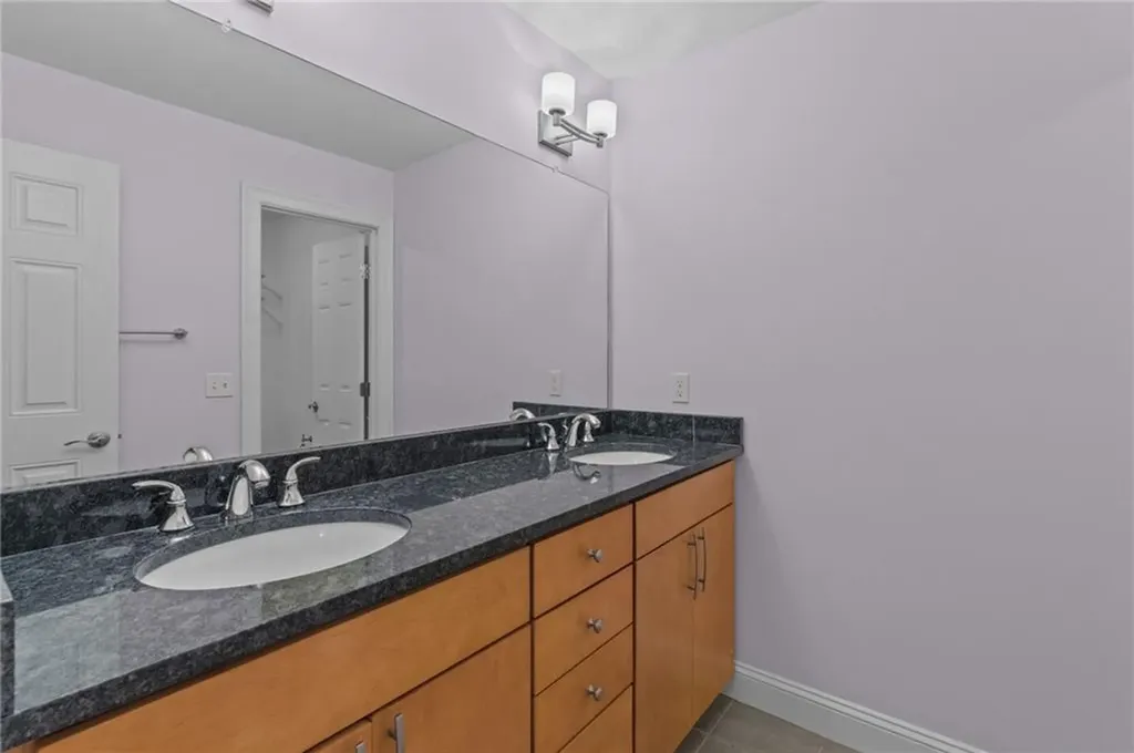 67 Fairview Lane Portsmouth RI 02871