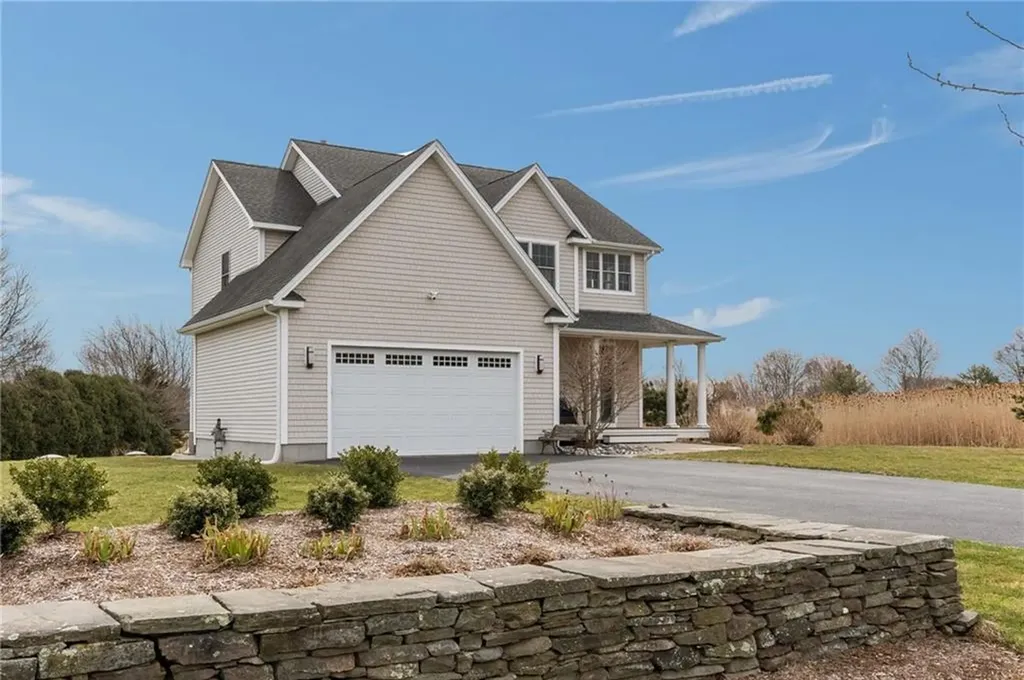 67 Fairview Lane Portsmouth RI 02871