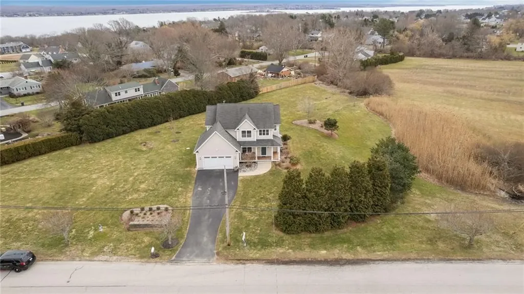 67 Fairview Lane Portsmouth RI 02871
