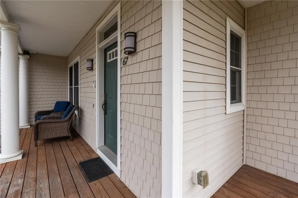 67 Fairview Lane Portsmouth RI 02871