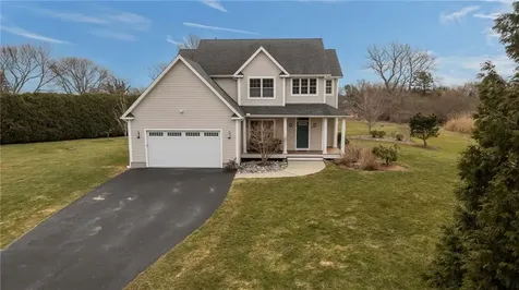 67 Fairview Lane Portsmouth RI 02871