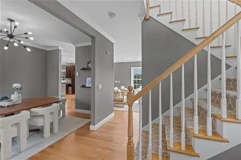 67 Fairview Lane Portsmouth RI 02871