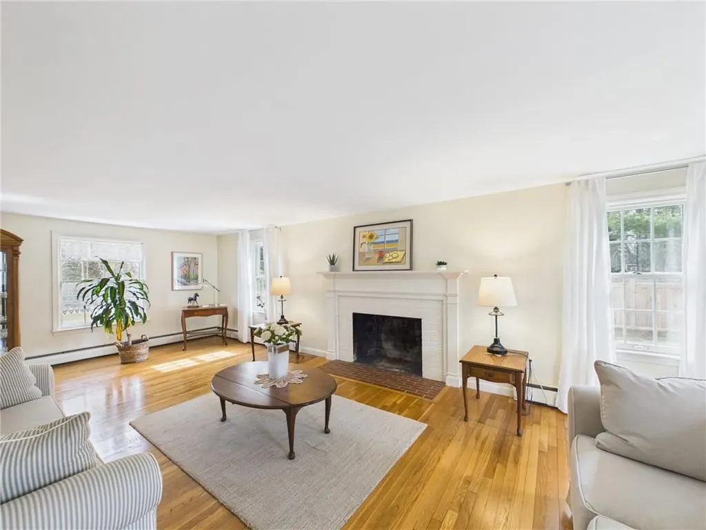 449 Love Lane Warwick RI 02886