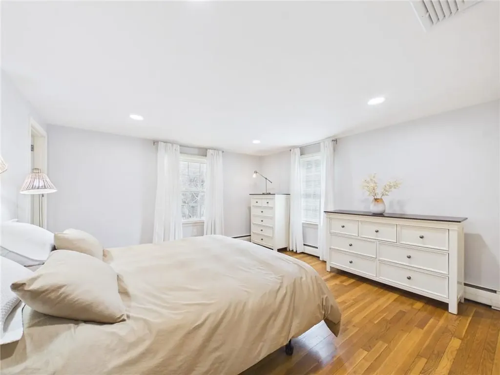 449 Love Lane Warwick RI 02886