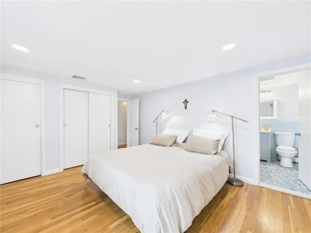 449 Love Lane Warwick RI 02886