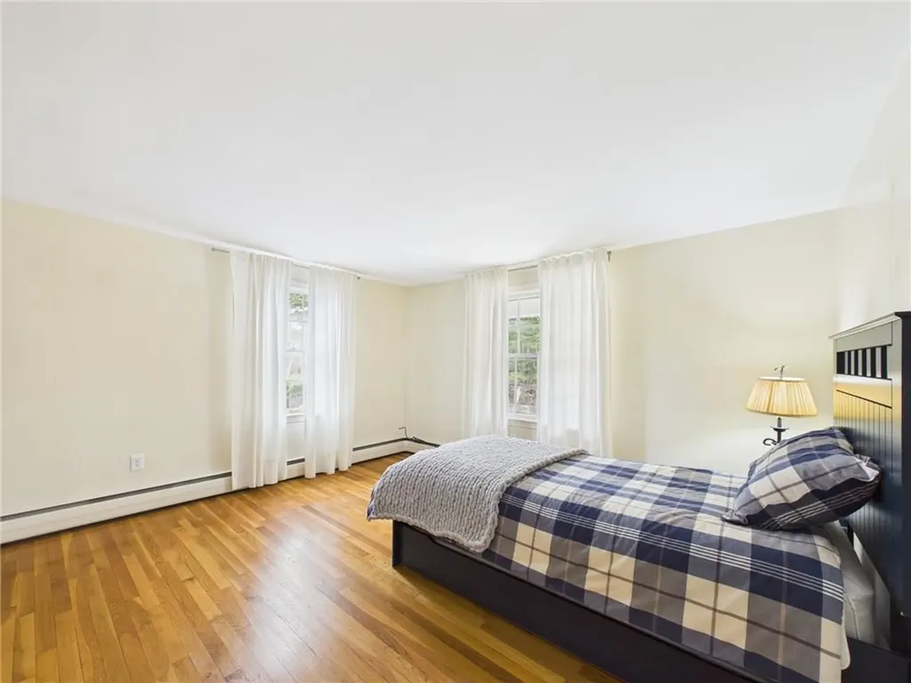 449 Love Lane Warwick RI 02886