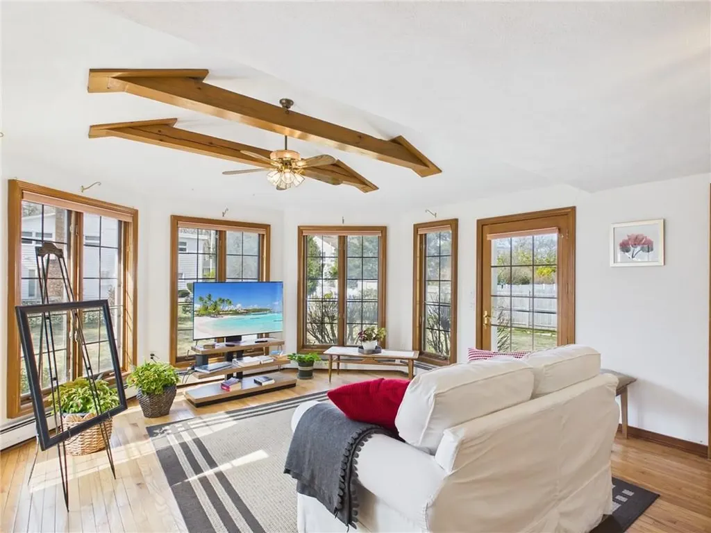 449 Love Lane Warwick RI 02886