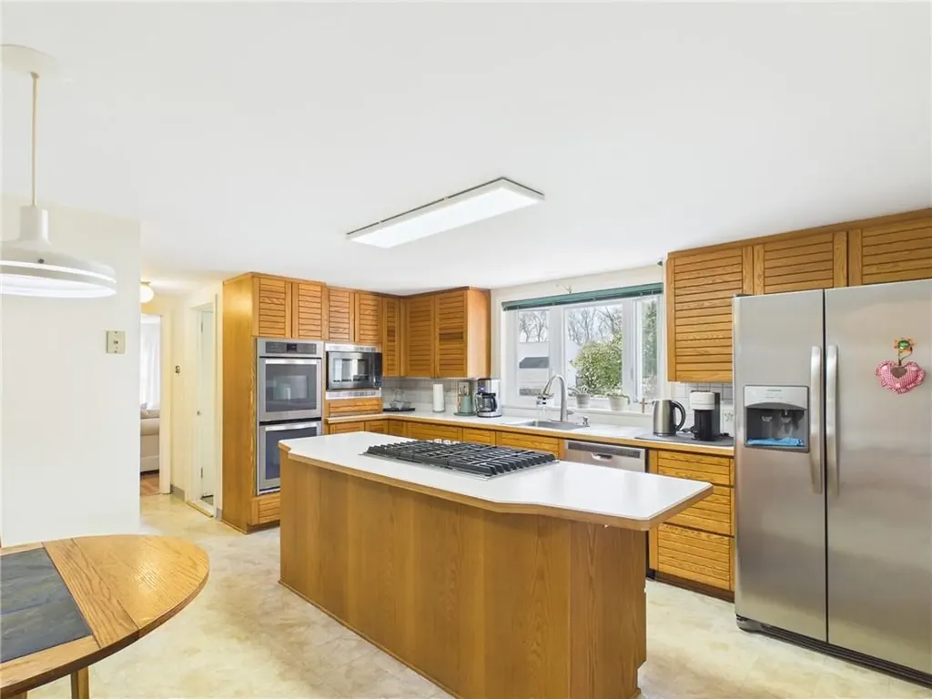 449 Love Lane Warwick RI 02886