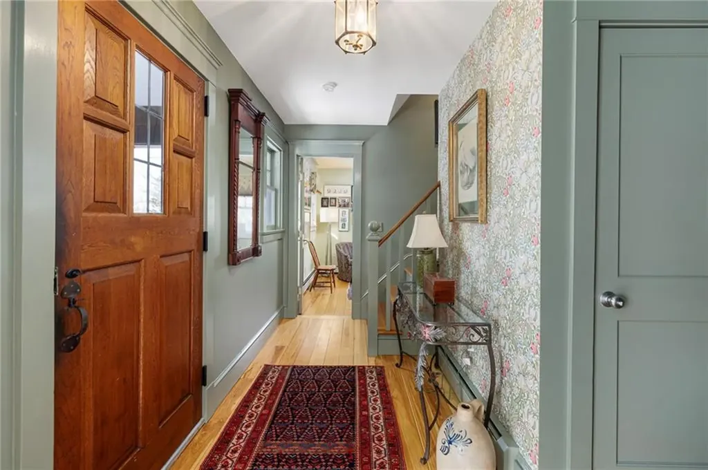 68 Sachuest Way Middletown RI 02842