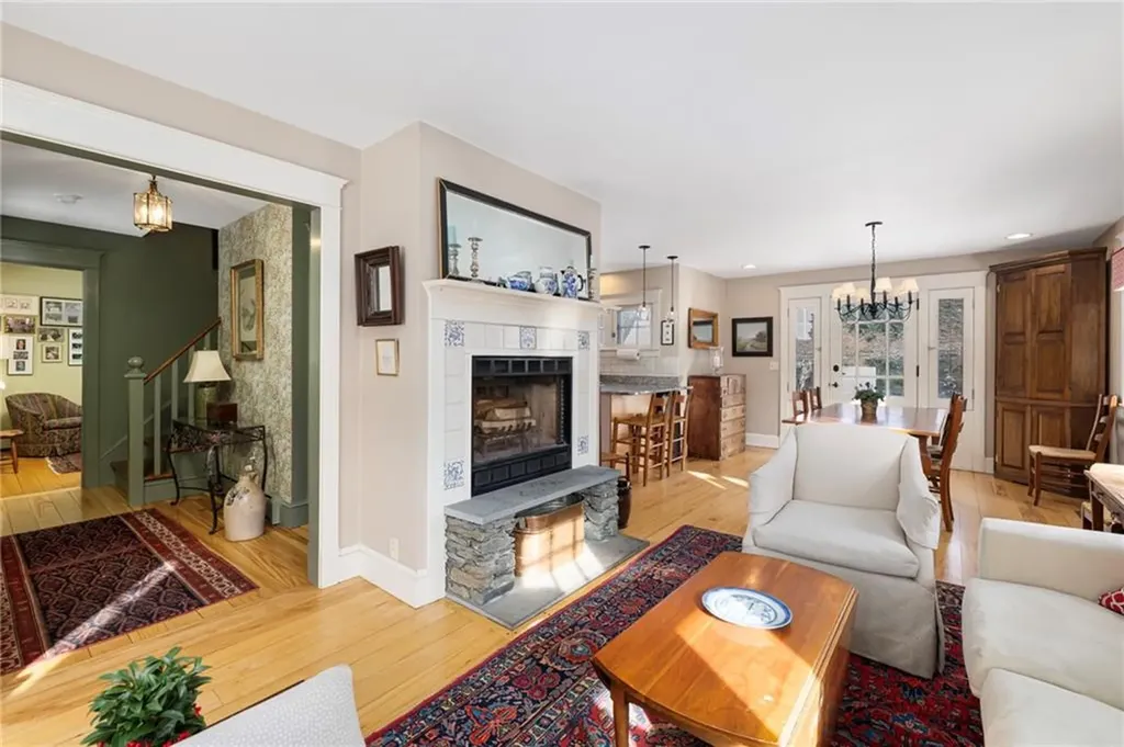 68 Sachuest Way Middletown RI 02842