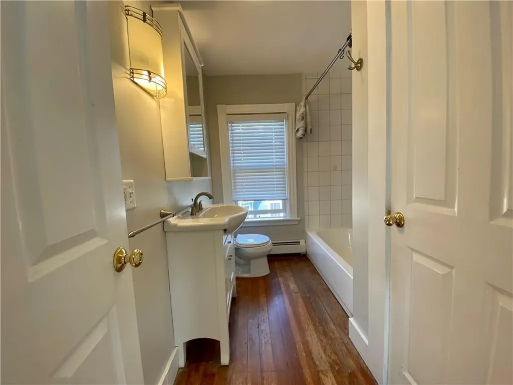 38 Mann Avenue Newport RI 02840