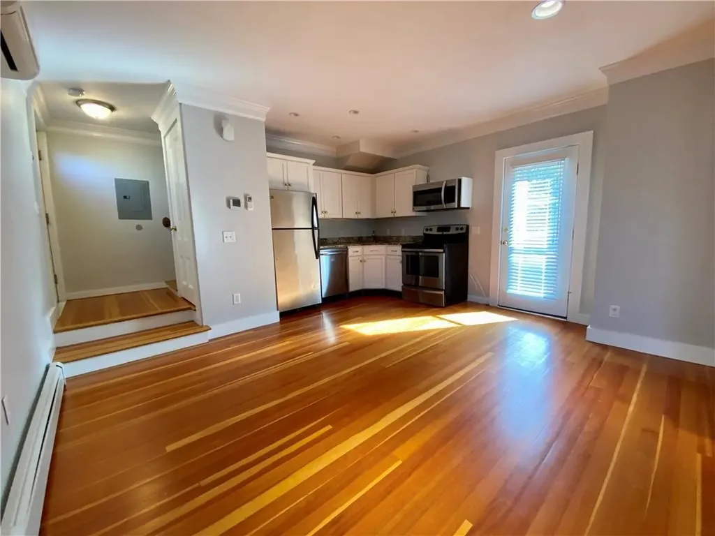 38 Mann Avenue Newport RI 02840