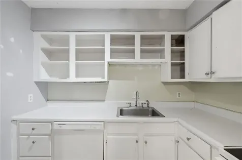 27 School Street Westerly RI 02891