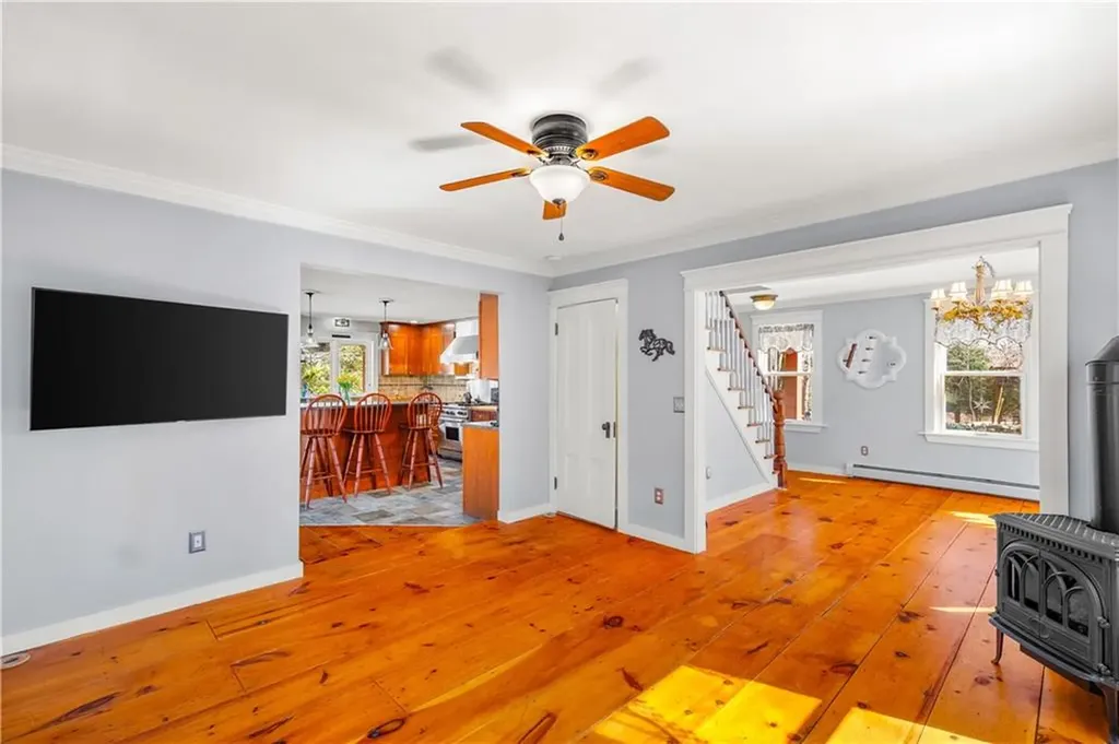 613 Slocum Road Exeter RI 02874